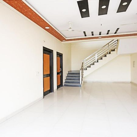 Oyo 40446 Yas Residency Hotel Alīgarh Zewnętrze zdjęcie