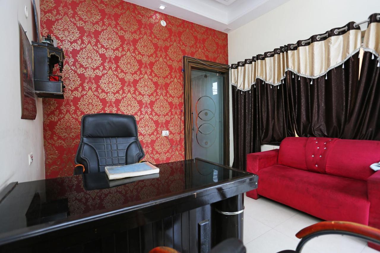 Oyo 40446 Yas Residency Hotel Alīgarh Zewnętrze zdjęcie