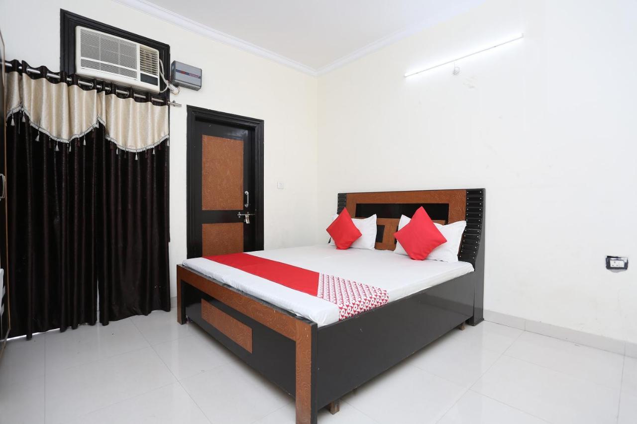 Oyo 40446 Yas Residency Hotel Alīgarh Zewnętrze zdjęcie