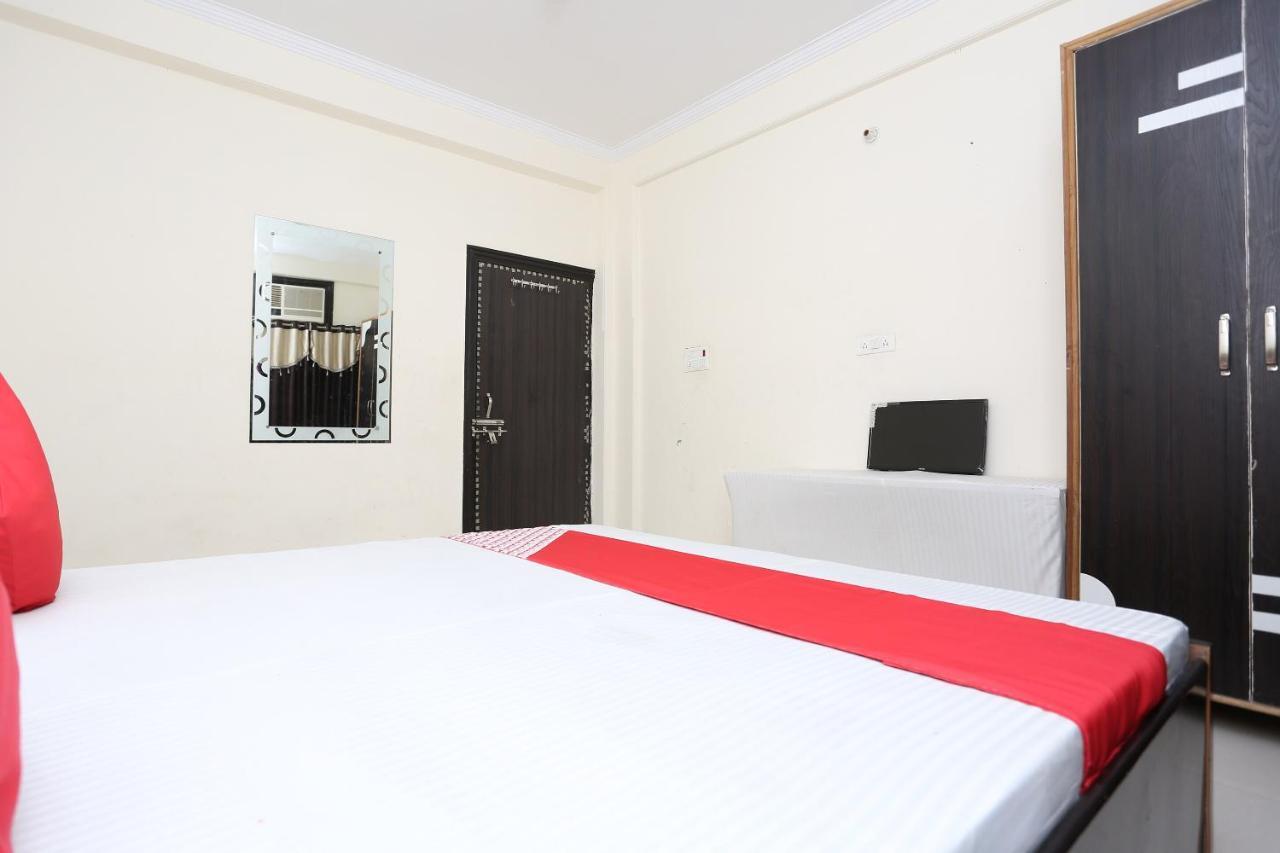 Oyo 40446 Yas Residency Hotel Alīgarh Zewnętrze zdjęcie