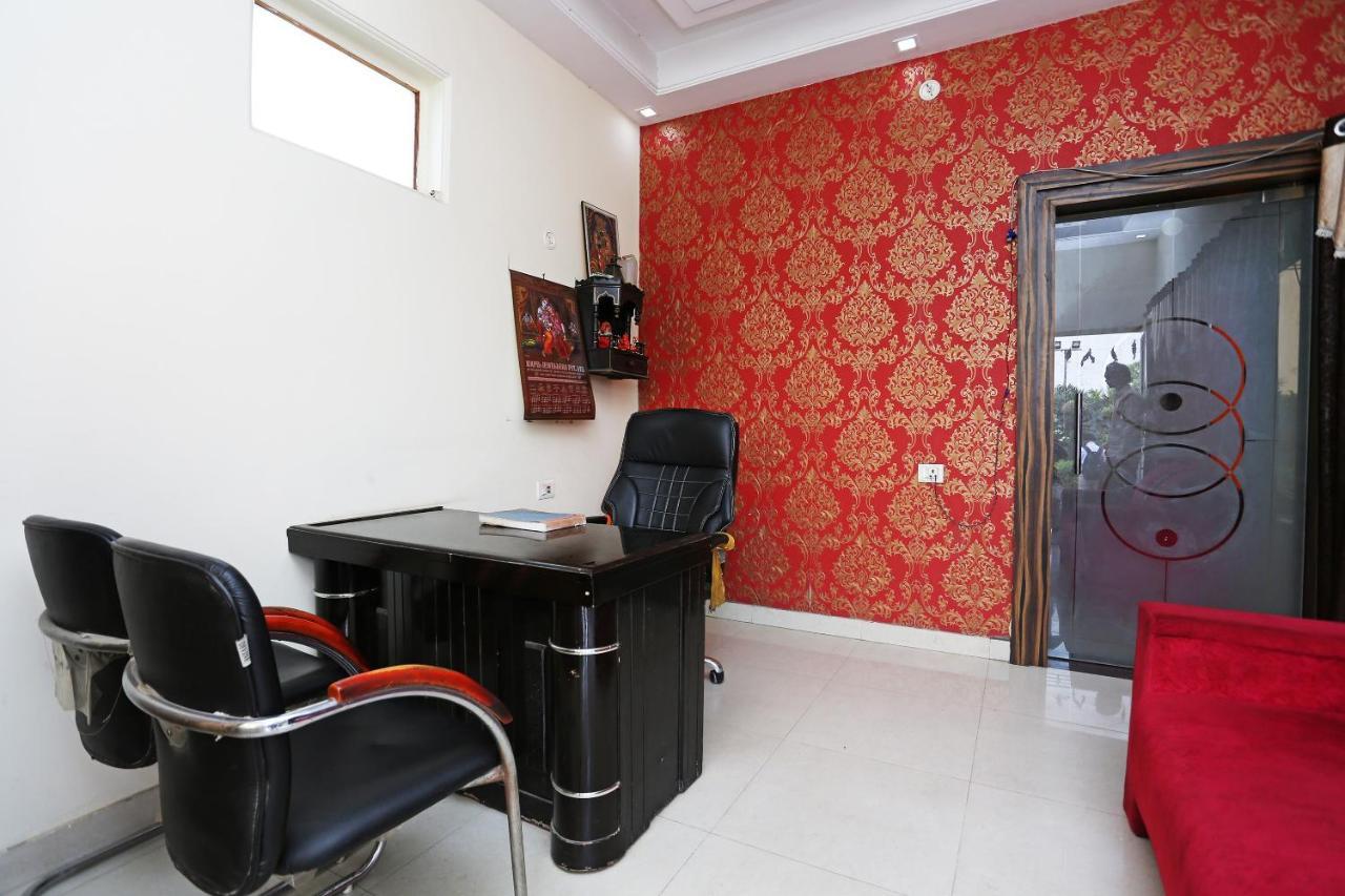 Oyo 40446 Yas Residency Hotel Alīgarh Zewnętrze zdjęcie