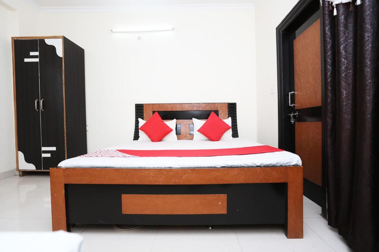 Oyo 40446 Yas Residency Hotel Alīgarh Zewnętrze zdjęcie